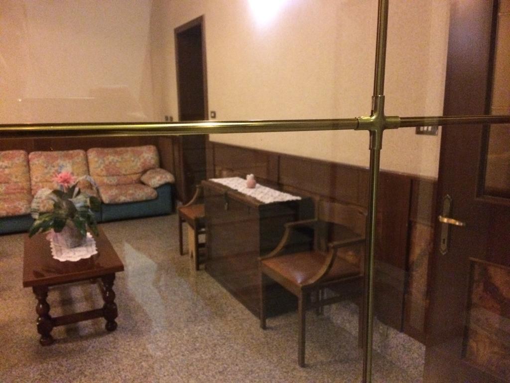 Albergo Stella Tole Exterior photo